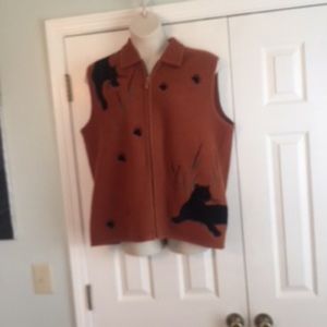 2x Brown vest